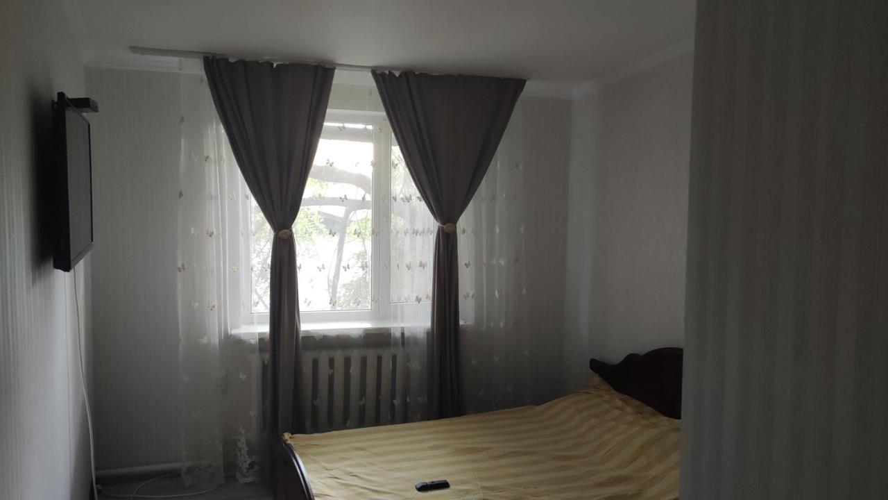 Хостел На Барахолки Almaty Eksteriør billede