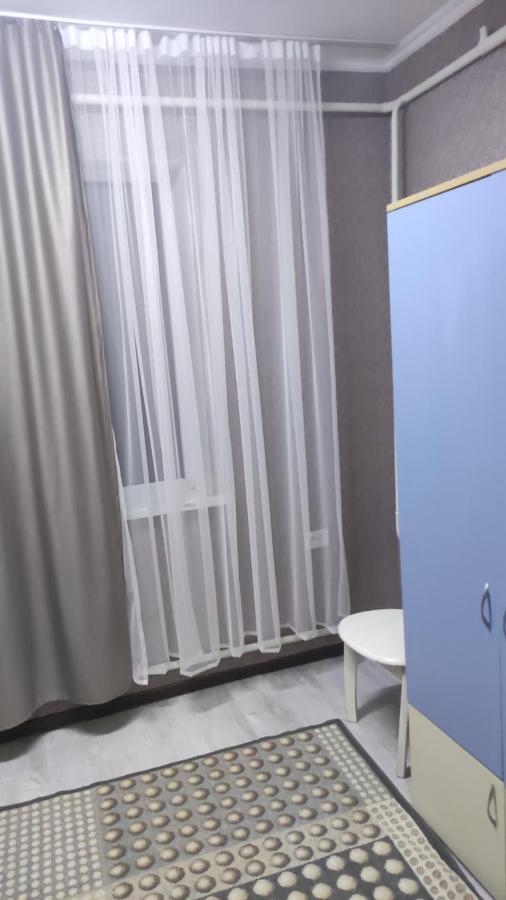 Хостел На Барахолки Almaty Eksteriør billede